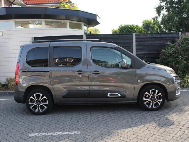 Citroen BERLINGO Shine 1.2 PureTech 130PK EAT8 Automaat Navigatie, Achteruitrijcamera, Panoramadak, Keyless, Parkeersensoren, Stoelverwarming