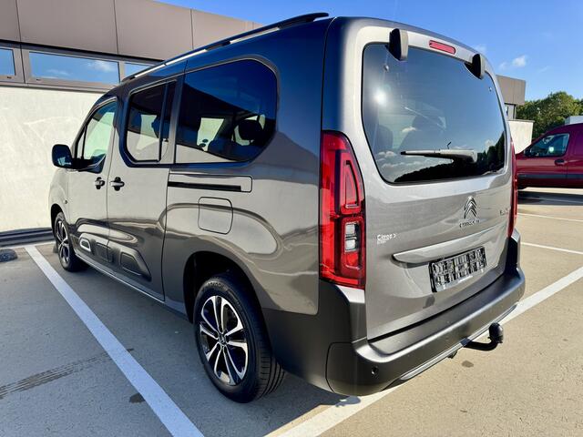 Citroen BERLINGO XL 1.2 PureTech Shine 7p. | Trekhaak | navi | Camera | Apps | 7-Zits| % Bovag Occasion Partner %