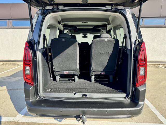 Citroen BERLINGO XL 1.2 PureTech Shine 7p. | Trekhaak | navi | Camera | Apps | 7-Zits| % Bovag Occasion Partner %