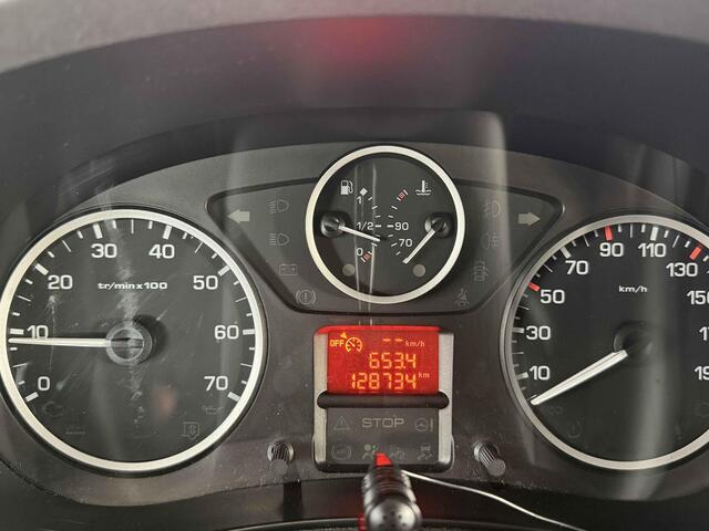 Citroen BERLINGO 1.2 PureTech XTR Rolstoelauto | 5 persoons.