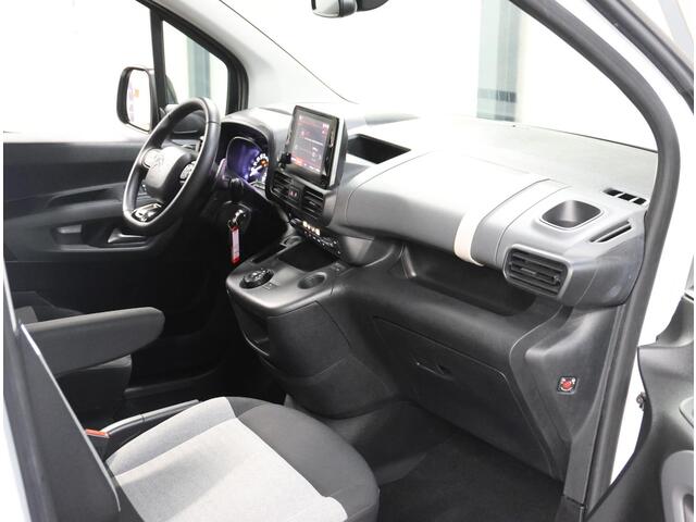 Citroen BERLINGO 1.2 130PK Shine | AUTOMAAT | AppleCarPlay/AndroidAuto | 5 Persoons! | Camera | Navigatie | Cruise Control | Climate Control | Dakreals | Parkeersensoren | Privacy Glass | Armsteunen | Isofix |