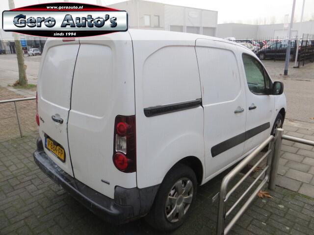 Citroen BERLINGO 1.6 BlueHDI 100 Club Economy S&S automaat schilders busje ,met uiterlijk wat werk !