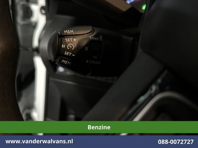 Citroen BERLINGO 1.2 PureTech 111pk **Benzine** L1H1 inrichting Euro6 Airco | 3-Zits | Camera | Navigatie | Apple Carplay Cruisecontrol, Android Auto, Parkeersensoren