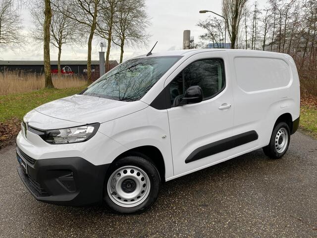 Citroen BERLINGO ë-Berlingo L2 50 kWh 136pk | ACTIE! | 8 jaar garantie | 0% financial lease | Apple Carplay | Android Auto | Multimedia | Achteruitrijcamera | Parkeersensoren achter | Digital cockpit | Stuurwielbediening | Bestuurdersstoel comfort | Armsteun | Warmtepomp 