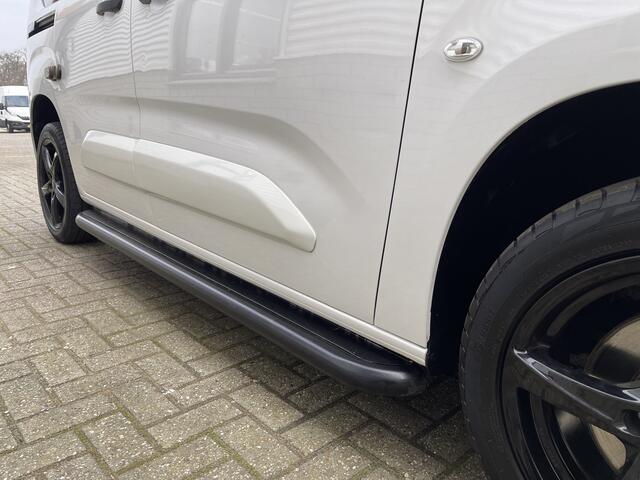 Citroen BERLINGO 1.5 BlueHDI Club automaat / ¤ 11.950 marge / lease vanaf ¤ 201 / euro 6 diesel / airco / cruise / navigatie / camera / lichtmetalen velgen / pdc achter !