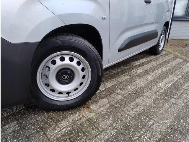 Citroen BERLINGO ë-Berlingo L1 50 kWh 136pk | 8 jaar garantie | 0% financial lease | Apple Carplay | Android Auto | Multimedia | Achteruitrijcamera | Parkeersensoren achter | Digital cockpit | Stuurwielbediening | Bestuurdersstoel comfort | Armsteun | van van ¤29.975 voor