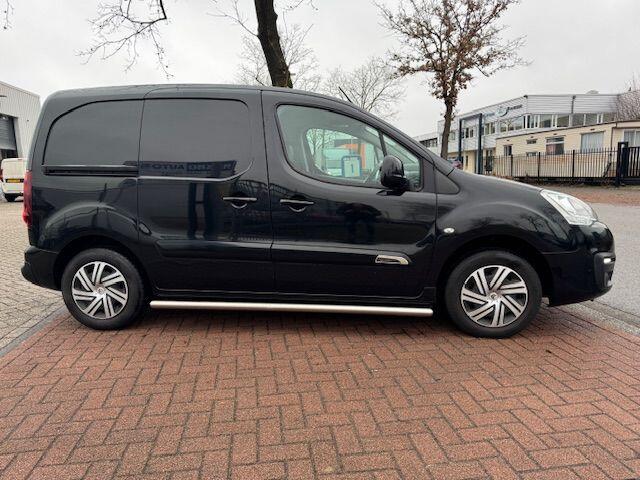 Citroen BERLINGO 1.6 BlueHDI 75 Dark Edition nr. 65 3 Zits Euro 6 114.000km Airco,Navigatie,Leder Interieur,Schuifdeur