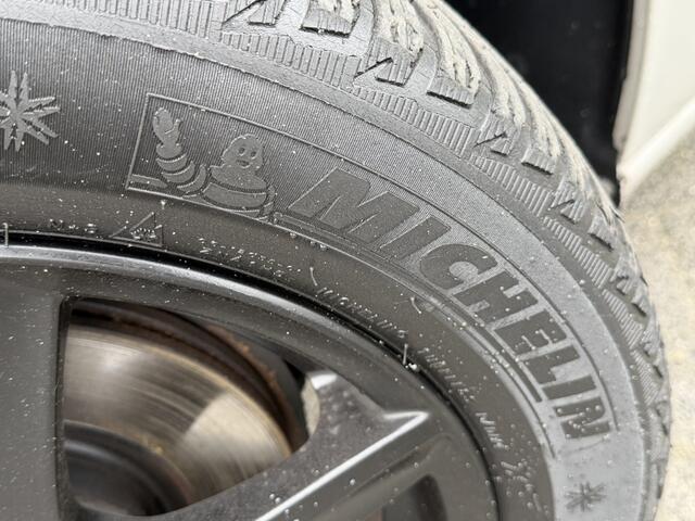 Citroen BERLINGO 1.2 PureTech + CAMPER Inbouw! Benzine 2021.