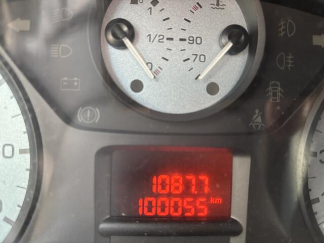 Citroen BERLINGO 1.2 Feel 5-Persoons Camera / Carplay / Parkeersensors