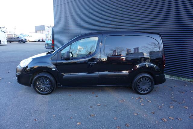 Citroen BERLINGO 1.6 BlueHDI 75pk Euro6 Club Parkeersensoren Cruise control Airco