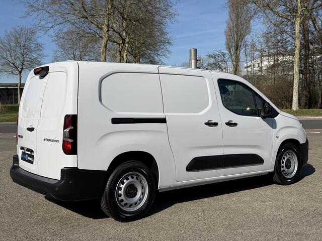 Citroen BERLINGO ë-Berlingo L2 50 kWh 136pk | ACTIE! | 8 jaar garantie | 0% financial lease | NAVI | Multimedia | Apple Carplay | Android Auto | Achteruitrijcamera | Parkeersensoren voor- en achter | Digital cockpit | Stuurwielbediening | Bestuurdersstoel comfort | Full E