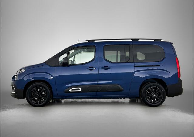 Citroen BERLINGO XL 1.2 PureTech Shine 7p. Direct leverbaar! Rolstoelauto met elektronisch uitdraaibare passagiersstoel