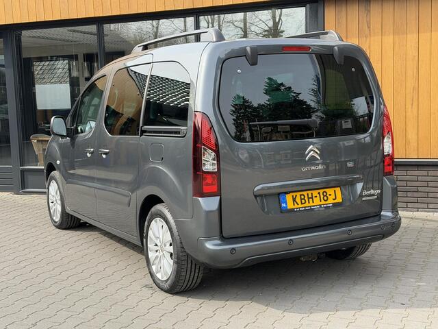 Citroen BERLINGO 1.2 110pk Camera, Carplay, Panoramadak, Trekhaak. Garantie