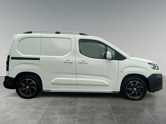 Citroen BERLINGO GB Club 1.5 BlueHDi 100pk | TREKHAAK | 3-ZITS | LAGE KM-STAND! | DAKRAILS | APPLE CARPLAY / ANDROID AUTO | SCHUIFDEUR