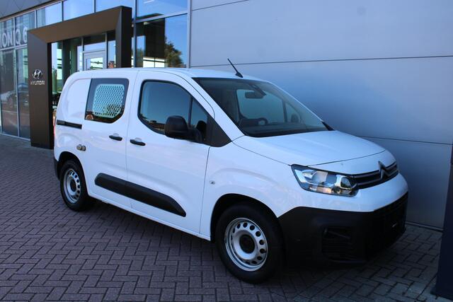 Citroen BERLINGO 1.2 Puretech 130pk Club Automaat 3-zits Airco Navi Rondom sensoren Carplay Euro6 BPM-vrij