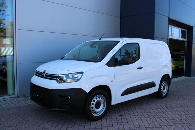 Citroen BERLINGO 1.2 Puretech 130pk Club Automaat 3-zits Airco Navi Rondom sensoren Carplay Euro6 BPM-vrij