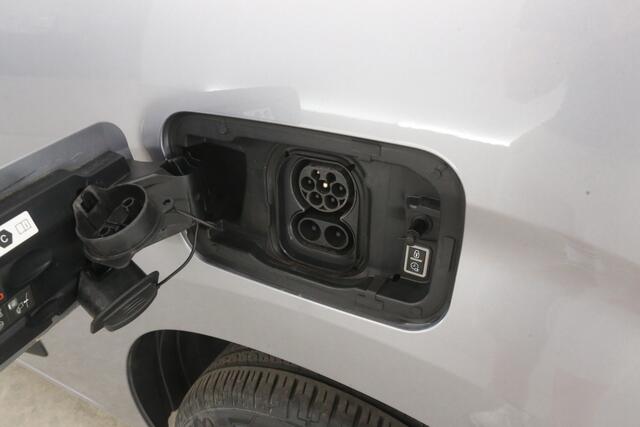 Citroen BERLINGO Elektrisch 50 kWh | Snelladen | SOH 98% | Airco | Cruise | Elektrpakket