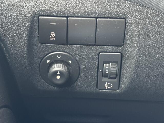 Citroen BERLINGO 1.6 75Pk BlueHDI 75 Club / Cruise / SCHUIFDEUR / Apk t/m 19-04-2027