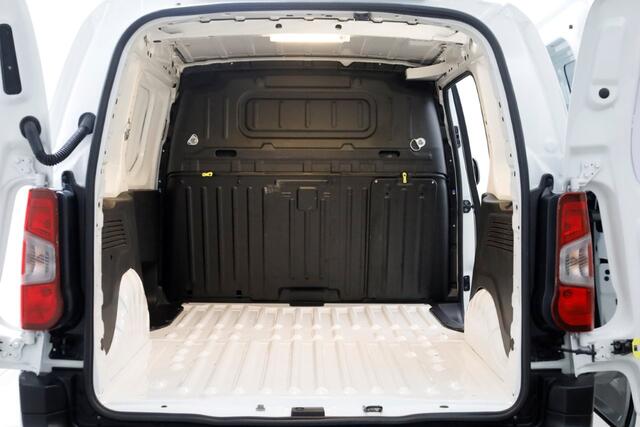 Citroen BERLINGO 1.2 PureTech 110pk Benzine Automaat Airco/Navi/3Pers. 06-2020