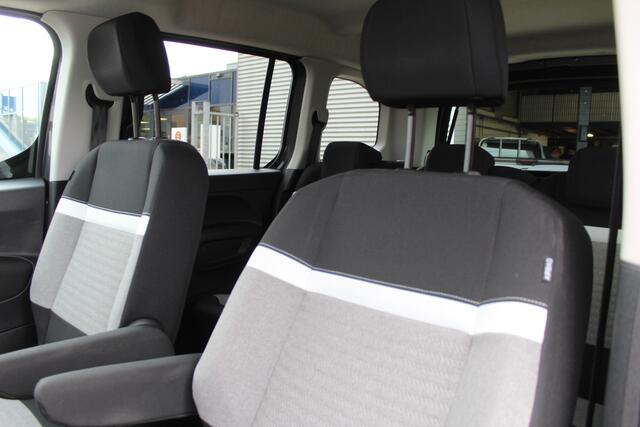 Citroen BERLINGO ë-Berlingo Shine 50 kWh | 5P | Navigatie | Camera | BLIS | Trekhaak