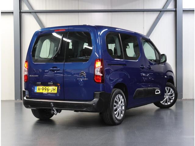 Citroen BERLINGO 1.2 110PK Feel | 2de Eigenaar | AppleCarPlay/AndroidAuto | Navigatie | 5 Persoons! | Cruise Control | Airco | Parkeersensoren | Isofix | Trekhaak |