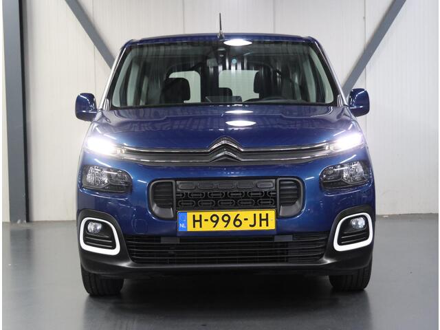 Citroen BERLINGO 1.2 110PK Feel | 2de Eigenaar | AppleCarPlay/AndroidAuto | Navigatie | 5 Persoons! | Cruise Control | Airco | Parkeersensoren | Isofix | Trekhaak |