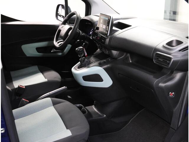 Citroen BERLINGO 1.2 110PK Feel | 2de Eigenaar | AppleCarPlay/AndroidAuto | Navigatie | 5 Persoons! | Cruise Control | Airco | Parkeersensoren | Isofix | Trekhaak |