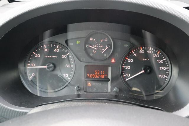Citroen BERLINGO 1.6 BlueHDI 100 Club Economy S&S Camera, Cruise control, Rechter zijdeur, Airco, Bijrijdersbank – foto 5