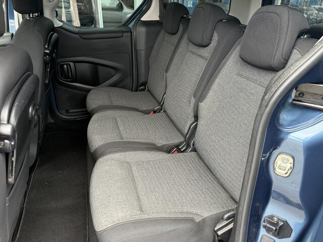 Citroen BERLINGO 3+1 Rolstoelauto 1.2 PureTech XTR (Zeer nette Berlingo met knielsysteem en automatische oprijplaat!)