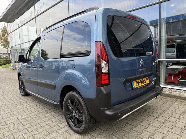 Citroen BERLINGO 3+1 Rolstoelauto 1.2 PureTech XTR (Zeer nette Berlingo met knielsysteem en automatische oprijplaat!)