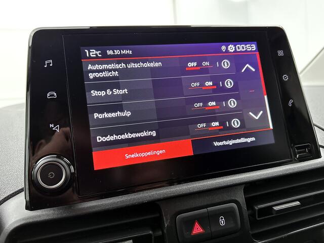 Citroen BERLINGO XL 1.2 PureTech Shine Direct leverbaar! Rolstoelauto met elektronisch uitdraaibare passagiersstoel