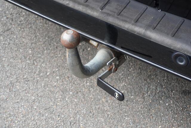 Citroen BERLINGO 100pk Euro6 Automaat Trekhaak Camera Cruise control Climate control Airco