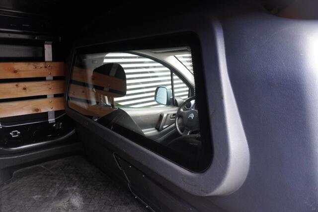 Citroen BERLINGO 100pk Euro6 Automaat Trekhaak Camera Cruise control Climate control Airco