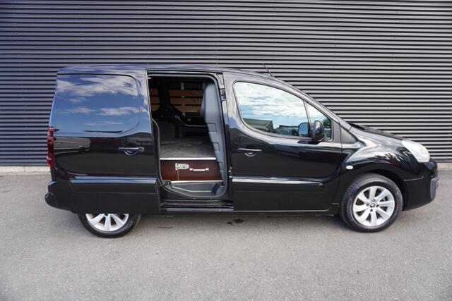 Citroen BERLINGO 100pk Euro6 Automaat Trekhaak Camera Cruise control Climate control Airco