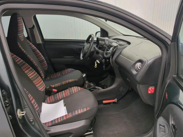 Citroen C1 1.0 VTi 72pk Feel Airco Bluetooth Getinte ramen