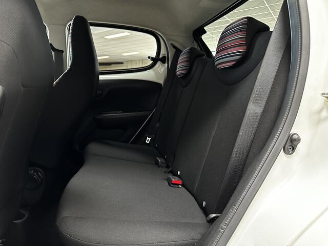 Citroen C1 1.0 VTi Feel/ LED Dagrijverl./ AIRCO!/ Multi.Stuur/ Bluetooth/ Elek.Pakket/ Radio-AUX&USB/ Isofix/ C.V.Afstand.