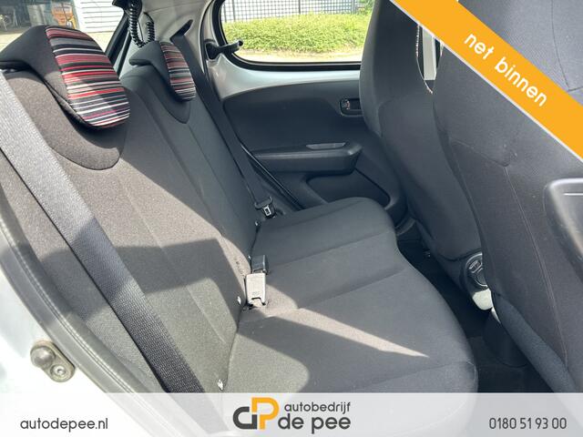 Citroen C1 1.0 e-VTi Feel GARANTIE/AIRCO/CV+AB/EL.RAMEN/BLUETOOTH rijklaarprijs!