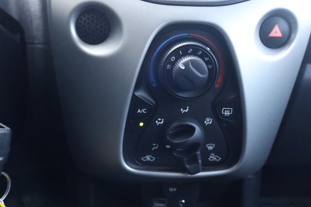 Citroen C1 1.0 e-VTi Style Edition NL-Auto!! Extra getint glas I Airco