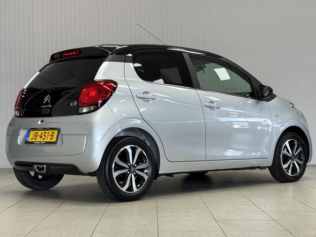 Citroen C1 1.0 VTi Shine/ AUTOMAAT! 23.000 KM N.A.P!/15'' LMV/ Camera/ Two-Tone/ Airco/ C.V. Afstand/ Elek. pakket/ Isofix/ Bluetooth/ Multi. LEDER. Stuur/ Chroom/ LED Dagrijverl/ Extra getint glas.