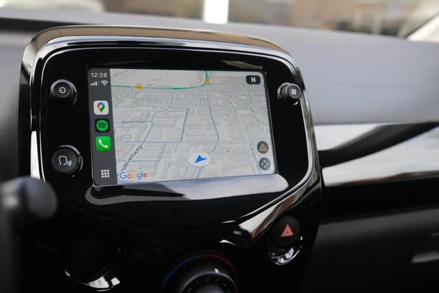 Citroen C1 VTi 72 Airscape Shine Open dak | Carplay Android Auto | Camera