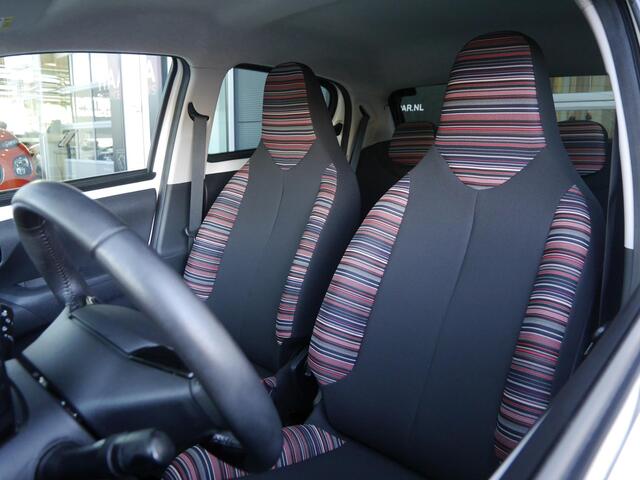 Citroen C1 1.0 VTi Feel | Airco | Getint glas | Snelheidsbegrenzer | DAB Radio | Bluetooth | 5DRS