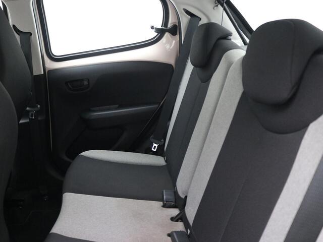 Citroen C1 1.0 VTi Urban Ride / Airconditioning / Stoelverwarming / Elektrische Ramen / Multifunctioneel Stuurwiel / Bluetooth / Historie Bekend / LMV /