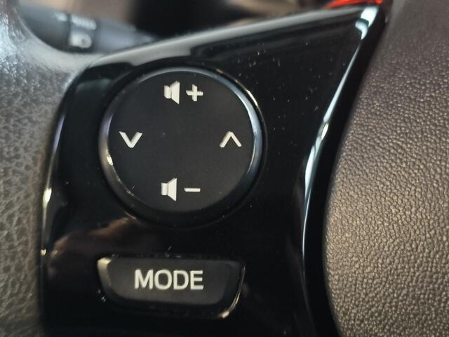 Citroen C1 1.0 VTi - Apple/Android uit 2020 Rijklaar + 12 maanden Bovag-garantie Henk Jongen Auto's in Helmond, al 50 jaar service zoals 't hoort!