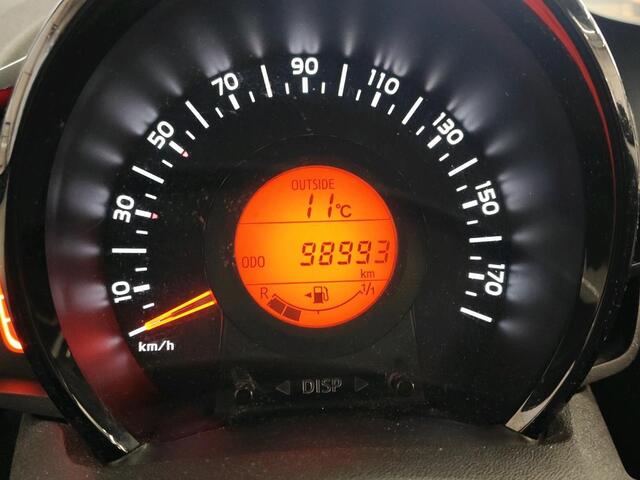 Citroen C1 1.0 VTi Feel 1e Eigenaar | NL-Auto | Volledig Onderh | BTW | Airco | Bluetooth | DAB | Hill-Hold | LED | Stuur Bekrachtiging | PDC | Mistlampen