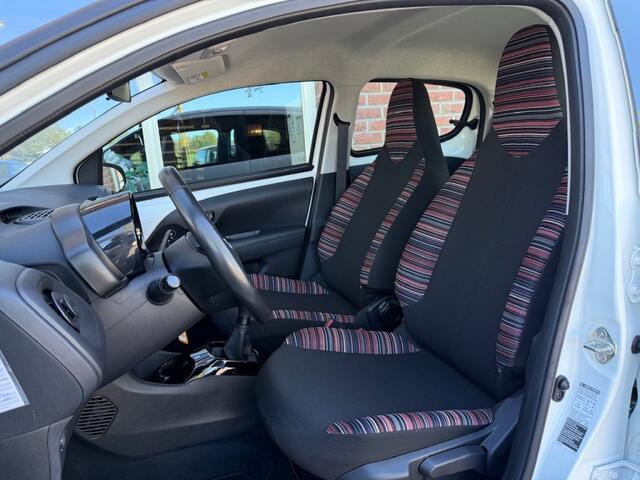 Citroen C1 1.0 VTi Shine CAMERA / CARPLAY / ANDROID / DAB+ / AIRCO