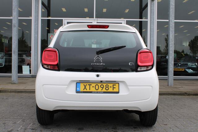Citroen C1 1.0 73PK VTi Shine | Camera | Cruise control | Airconditioning | Navigatiesysteem | DAB | Bluetooth | 15" LMV |