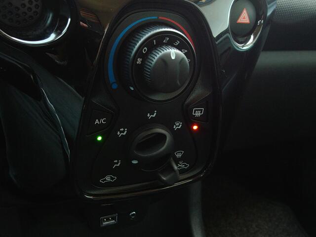 Citroen C1 1.0 VTi Feel, 5-Drs / Airco / Limiter / Bluetooth