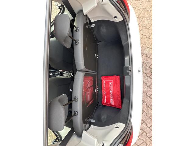 Citroen C1 1.0 VTi Shine Prijs incl 12 maanden BOVAG garantie