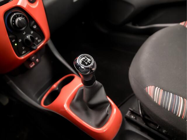 Citroen C1 1.2 PureTech Shine Sport (CABRIOLET, SCHERM, OPEN DAK, CRUISE, SPORTSTOELEN, BLUETOOTH, NIEUWE APK, NIEUWSTAAT)
