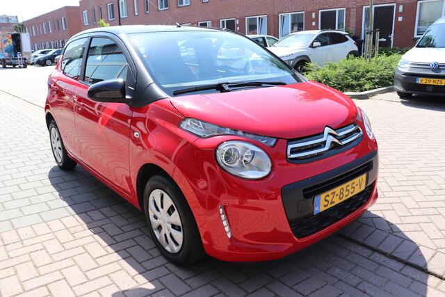 Citroen C1 1.0 e-VTi Feel, sportief zwart dak. Eerste eigenaar, dealer onderhouden!